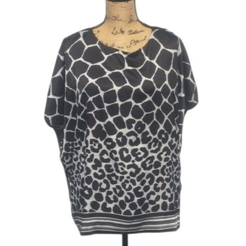 Vince Camuto Black & White Animal Print Top XS